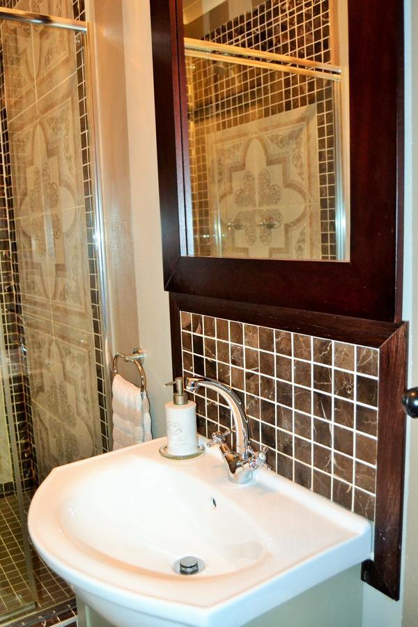 Versailles Self-Catering ウェリントン エクステリア 写真